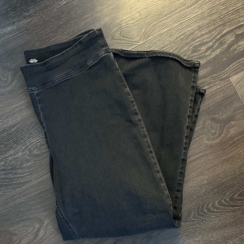 Old Navy weekend wide leg high rise pull on jeans 16 tall black